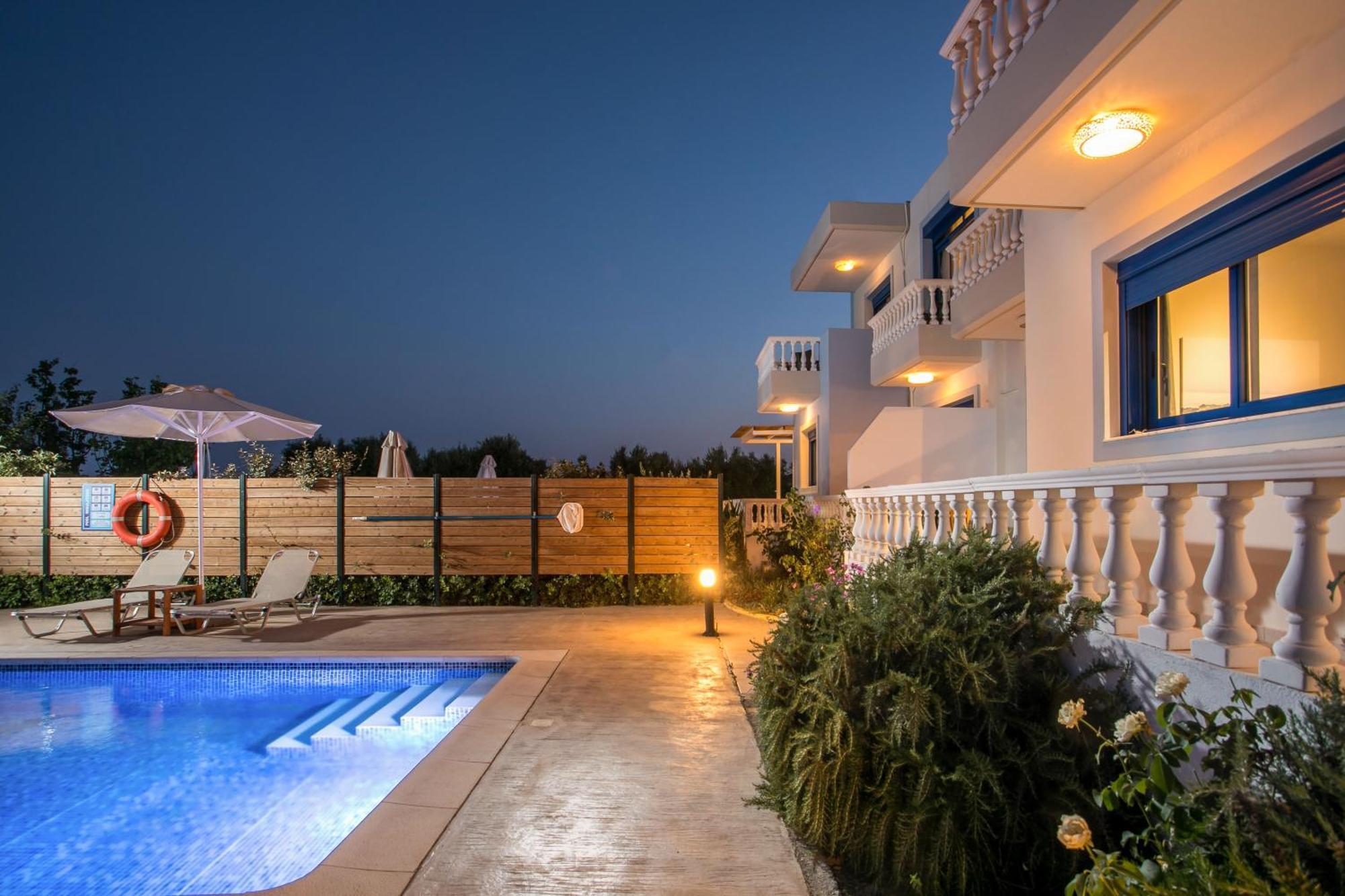 Rita Mare Seafront Villas Heated Pools Gennadi Exterior photo